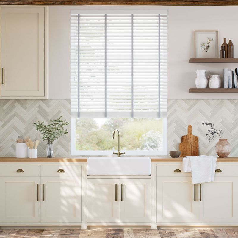 Pristine-White---Chevron-Silver