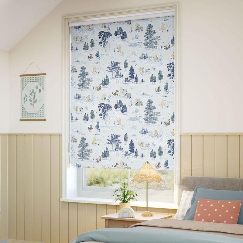 Winnie-The-Pooh-Blackout-Toile-Blue