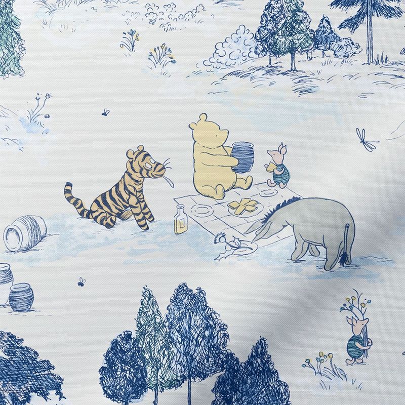 Winnie-The-Pooh-Blackout-Toile-Blue